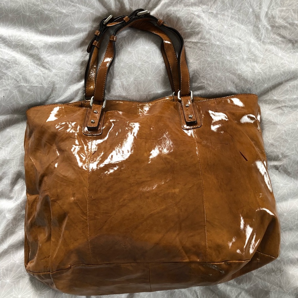 Club Monaco Tan Patent Tote